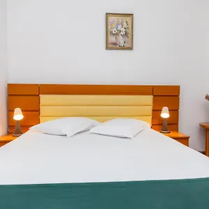 Sir Colentina Hotel